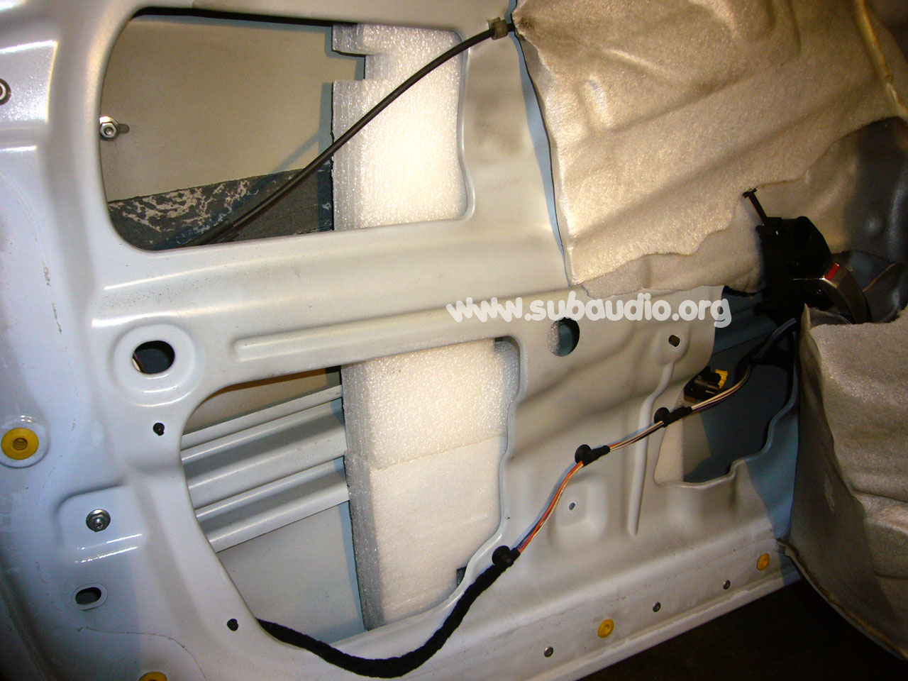SubAudio - Changer le mécanisme de lève vitre pour une Fiat 500 1.2 Lounge  de 2009