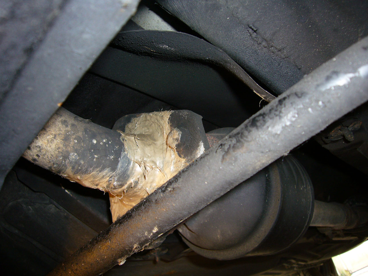 Comment réparer un pot d'échappement ? — Comptoir du pneu